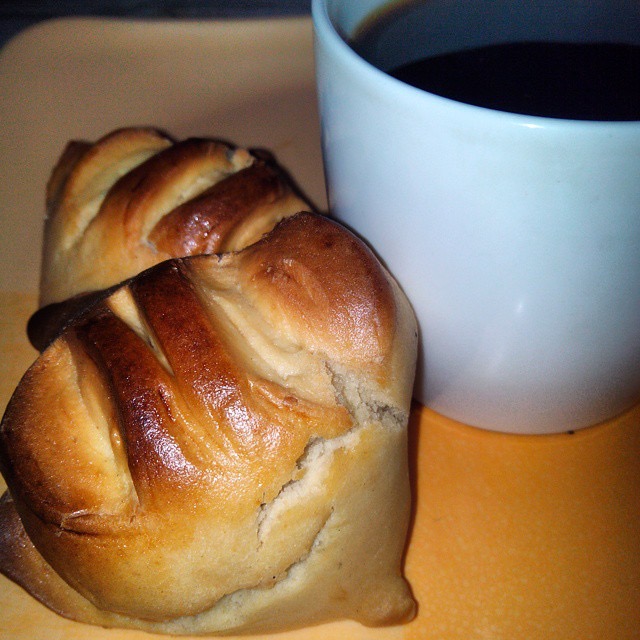 Pinagong: Filipino Turtle Bread