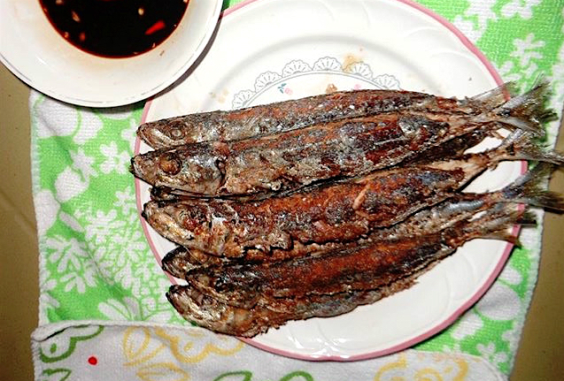 Galunggong pan-fried