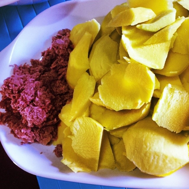 Bagoong at Mangga