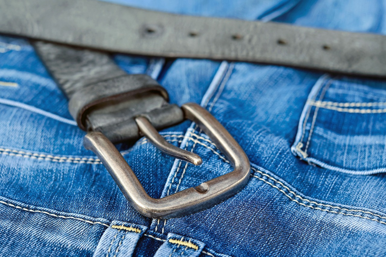 belt in Tagalog