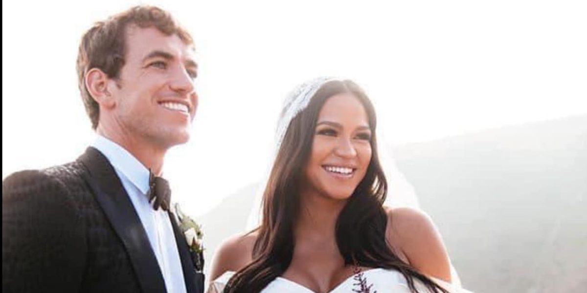 Cassie Ventura happy with man